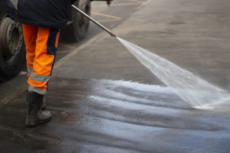 Tarmac Cleaning